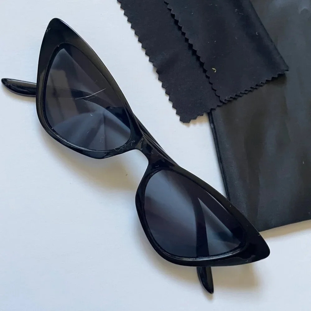 NEW. Black cat eye sunglasses